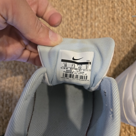 Nike Air Max White and Light Blue Sneakers - Picture 6 of 7